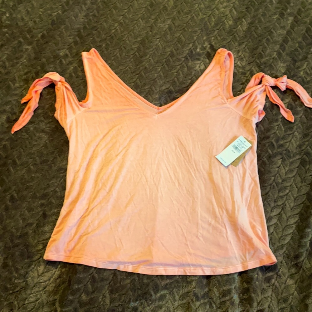 American Eagle Soft & Sexy Cold Shoulder Top